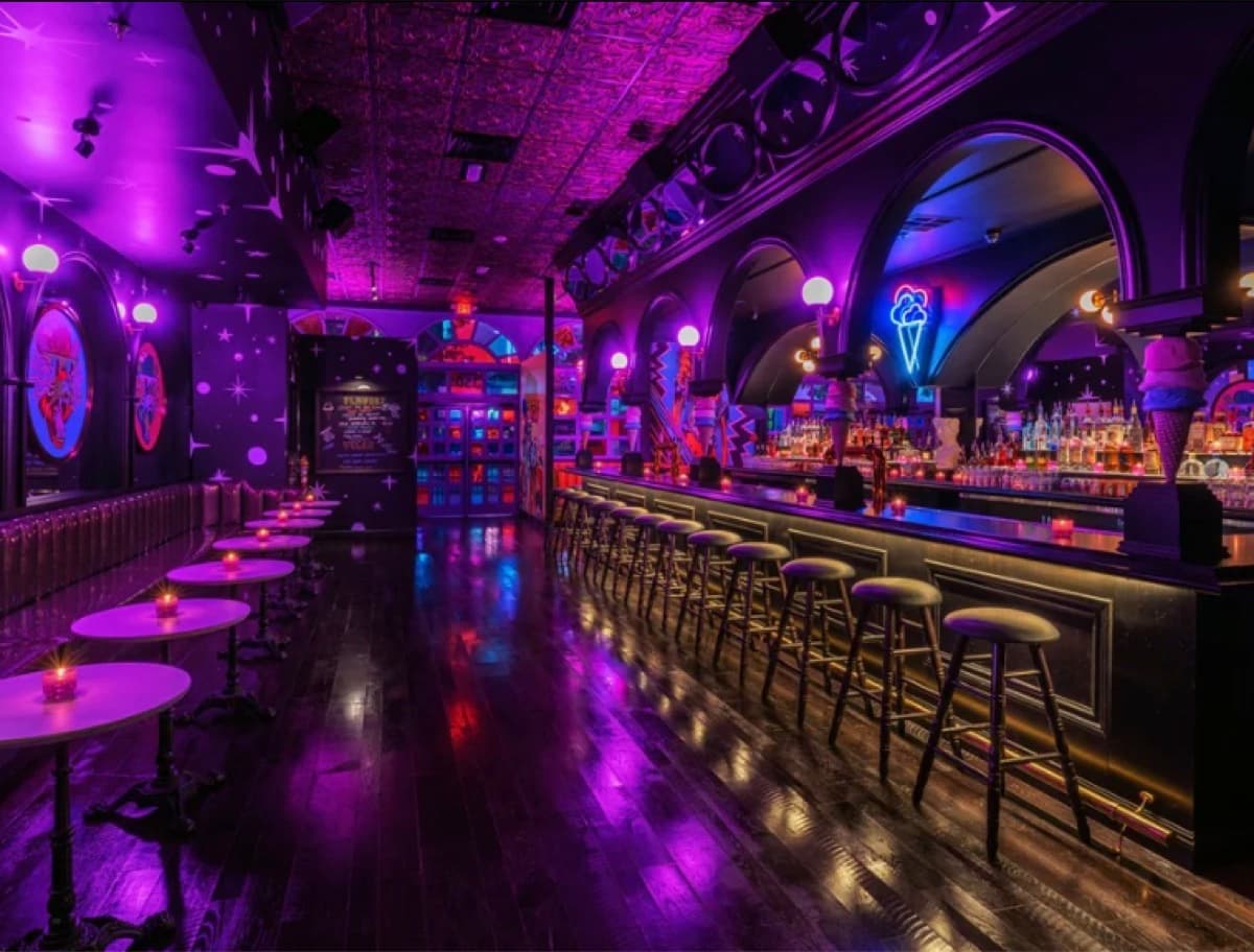 We All Scream club floor